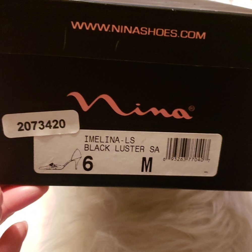 Black Heels by Nina - Picture 2 of 7